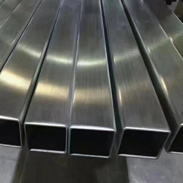 不可忽视！硅在不锈钢钢管中发挥的关键角色和潜在风险